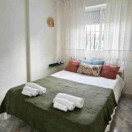 - House With 3 Bedroms